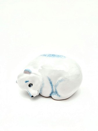 Керамическая фигурка 'Белый мишка спит'