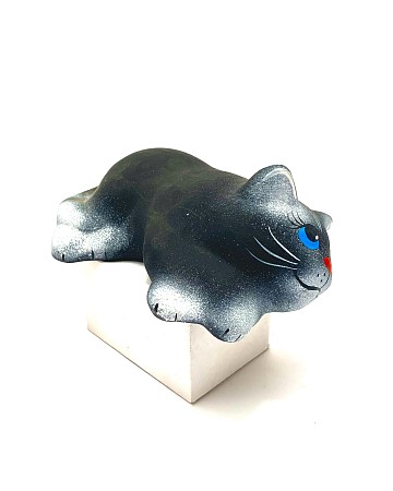 Чернолощёная керамика Кошка Свисающая 'На боку' 3