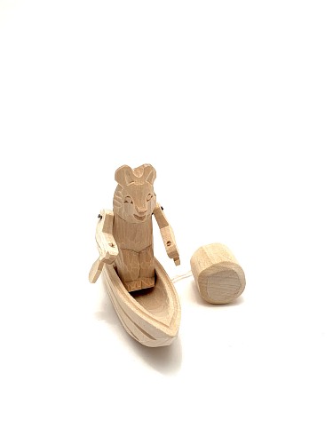 Богородская игрушка  'Медведь на веслах'